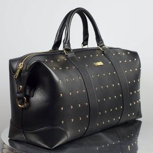 LUXY travel bag from Canadian designer KODA NIVOLI.